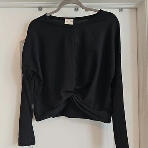 NWOT Lovely Melody Black Crop Top Size Medium